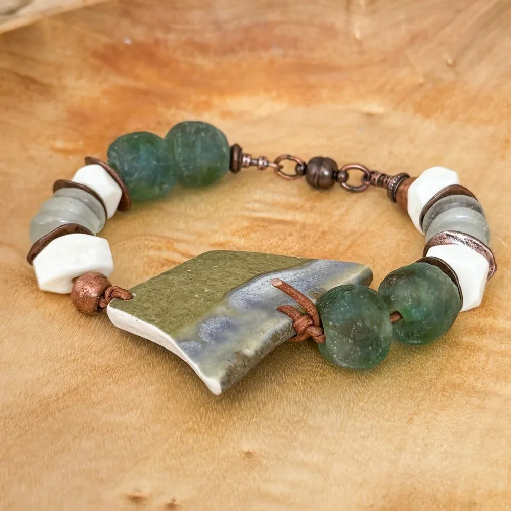 Boho Chunky Glass Bead Bracelet - Picture 4 of 9